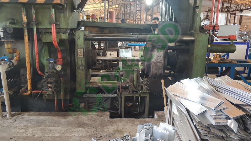 Al-extrusion-2
